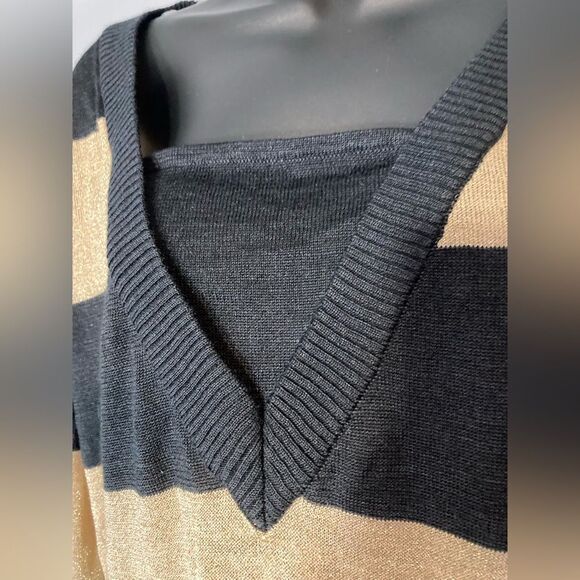 Art & Soul black and gold striped lightweight sweater - Picture 4 of 5